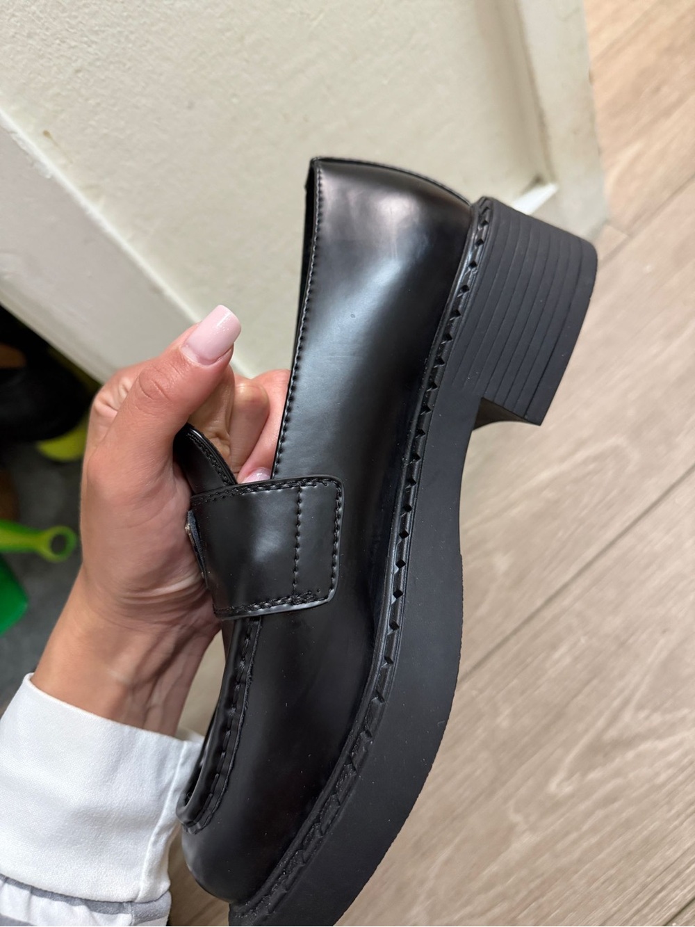 Prada Women’s Black Leather Loafers - Picture 3 of 7